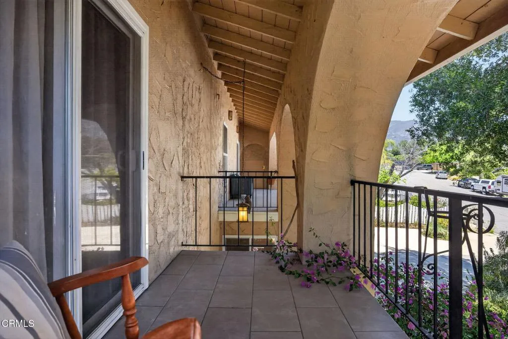 36-web-or-mls-Upmarketmedia_883Mor-115