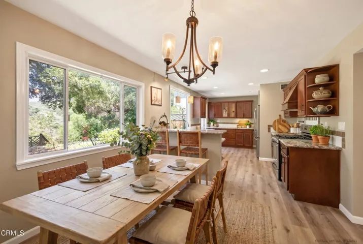 14-web-or-mls-upmarketmedia_883mor-044_r