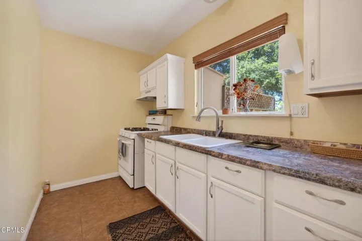 64-web-or-mls-Upmarketmedia_883Mor-202