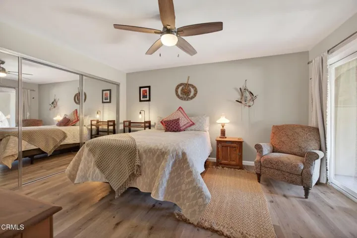 25-web-or-mls-Upmarketmedia_883Mor-082