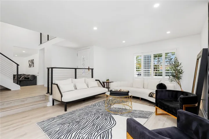 5109 Saratoga Avenue, Cypress, California 90630