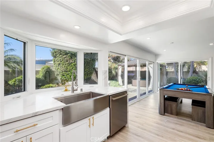 5109 Saratoga Avenue, Cypress, California 90630