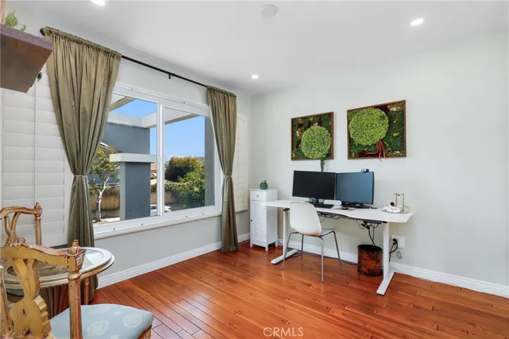 5109 Saratoga Avenue, Cypress, California 90630