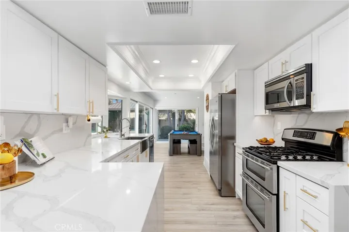 5109 Saratoga Avenue, Cypress, California 90630