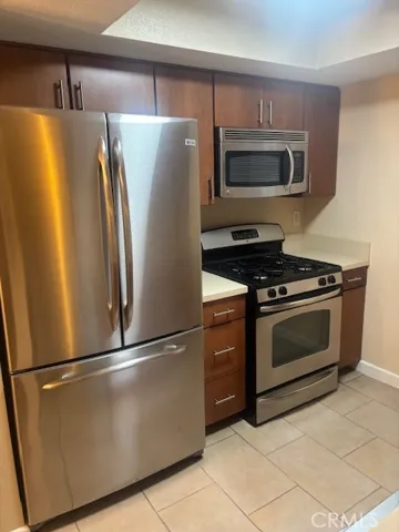 345 S Alexandria, Los Angeles, California 90020