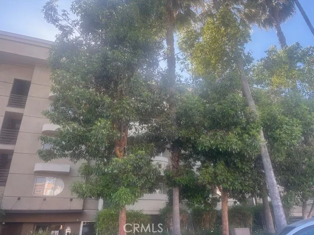 345 S Alexandria, Los Angeles, California 90020