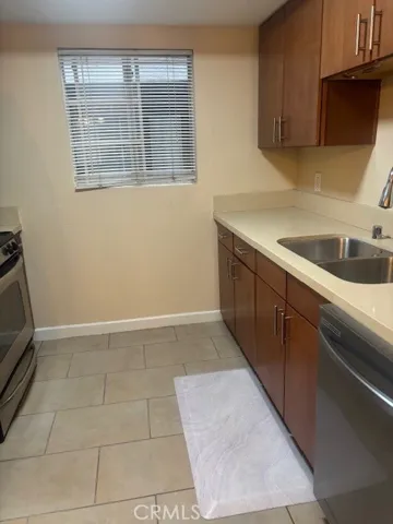 345 S Alexandria, Los Angeles, California 90020