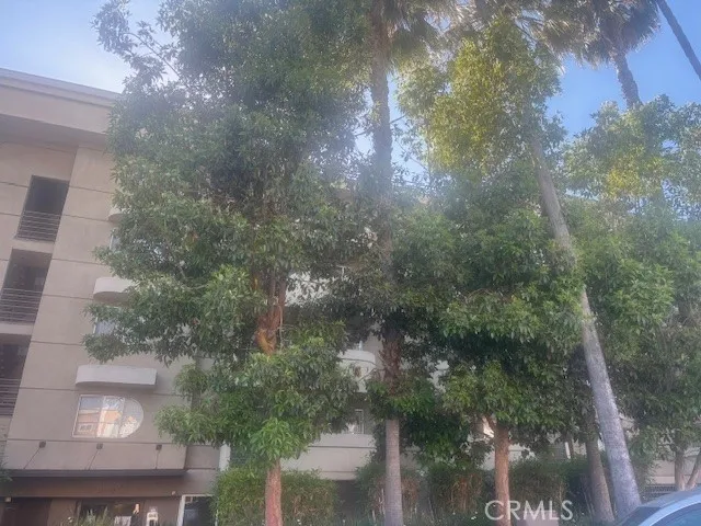 345 S Alexandria, Los Angeles, California 90020