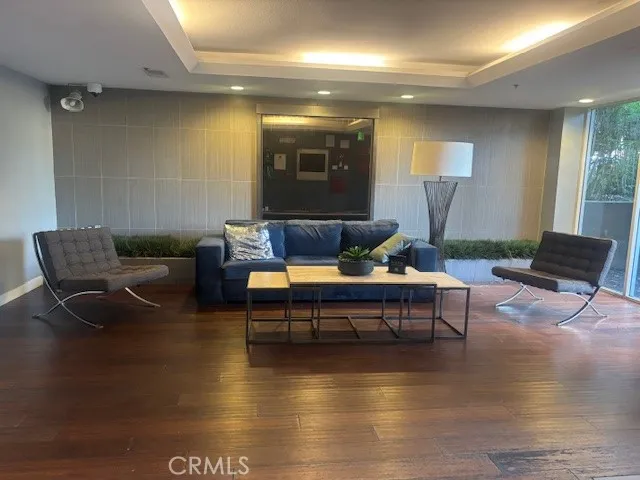 345 S Alexandria, Los Angeles, California 90020