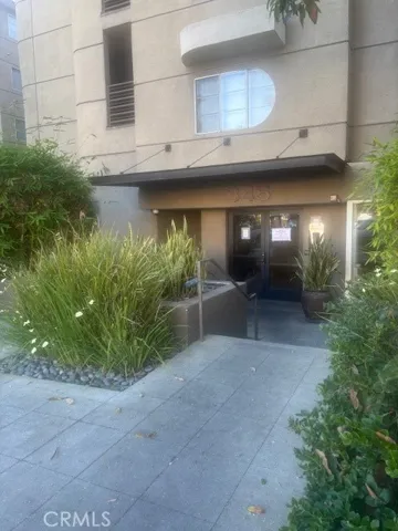 345 S Alexandria, Los Angeles, California 90020