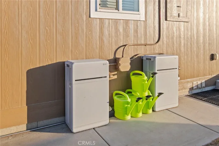 2 LG Solar Battery Backup