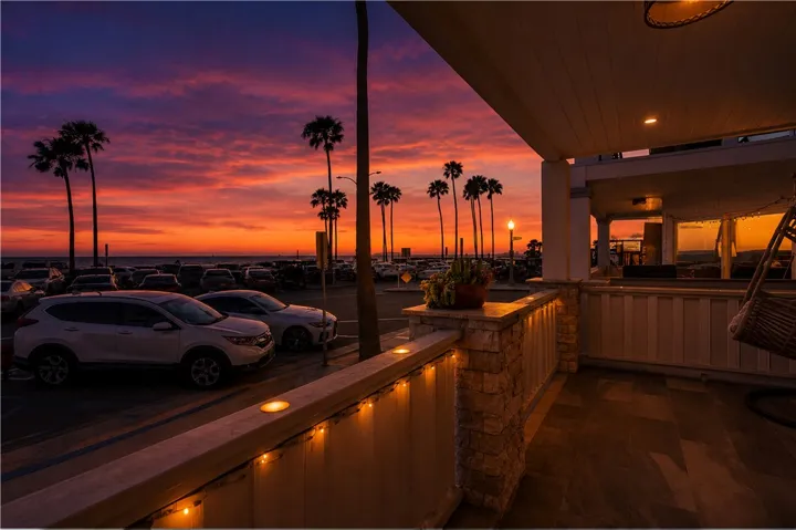 2212 W Oceanfront, Newport Beach, California 92663