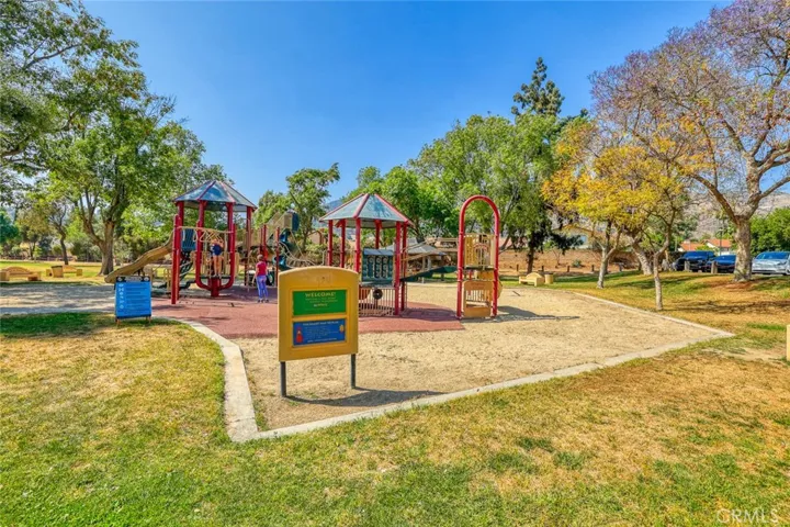 1423 1st, Duarte, California 91010