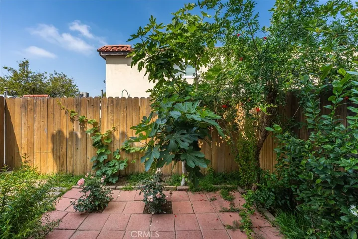 1423 1st, Duarte, California 91010
