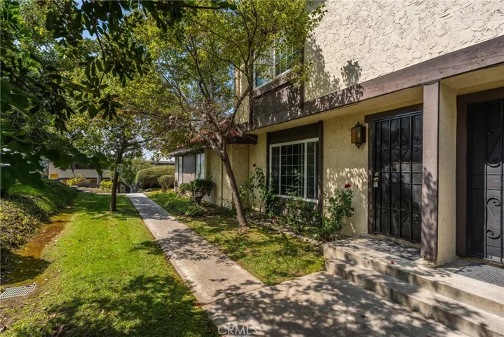 1423 1st, Duarte, California 91010