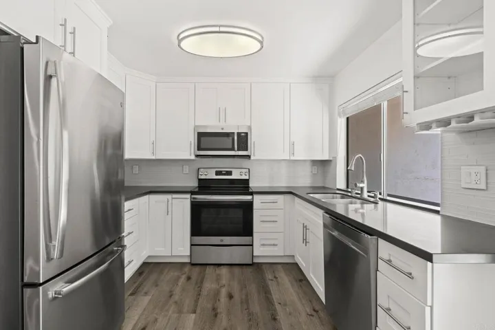 1305 Caminito Gabaldon, San Diego, California 92108