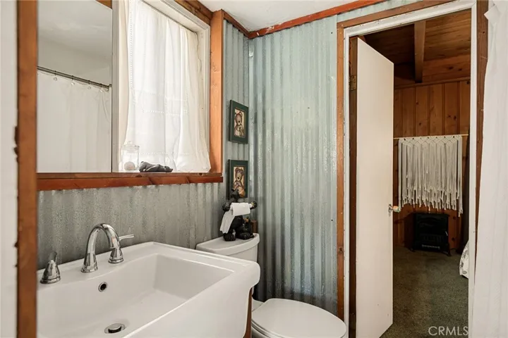 482 Zuger Court, Crestline, California 92325