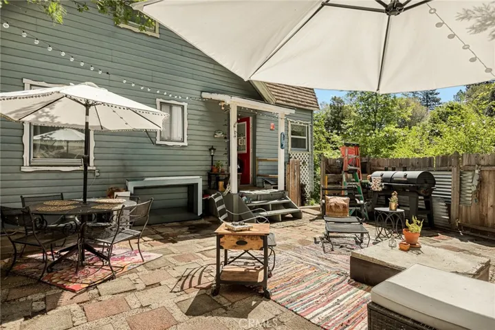 482 Zuger Court, Crestline, California 92325