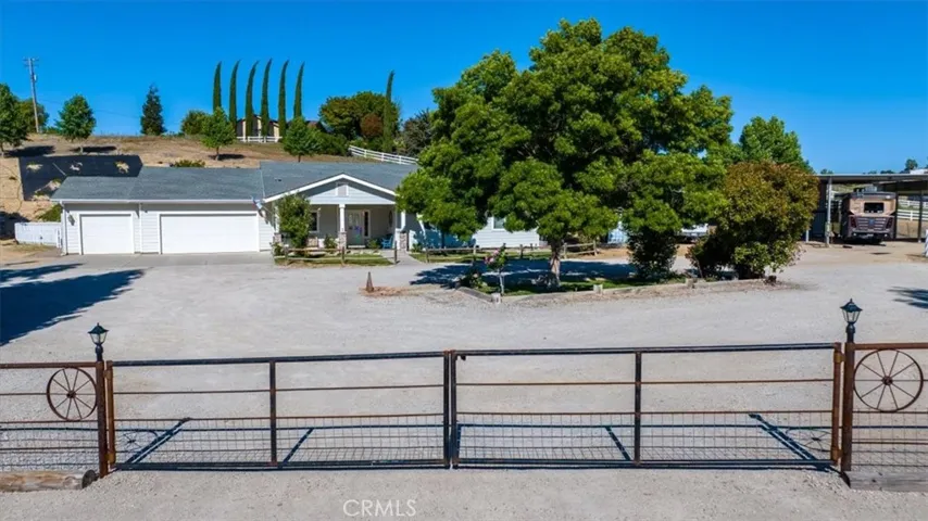 3640 Debonair Drive, Paso Robles, California 93446