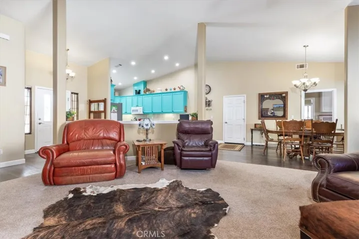 3640 Debonair Drive, Paso Robles, California 93446
