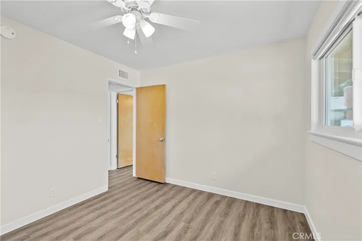 18644 Liggett Street, Northridge, California 91324