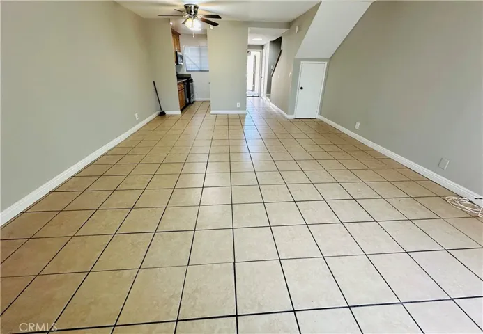 15031 Chatsworth 22, San Fernando, California 91345
