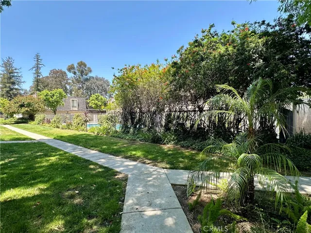 15031 Chatsworth 22, San Fernando, California 91345