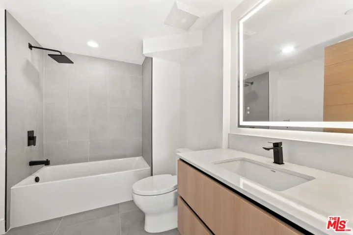 Tub/Shower