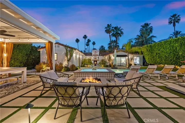 Simulate fire in fire pit & fireplace