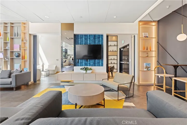 Exclusive Resident Lounge