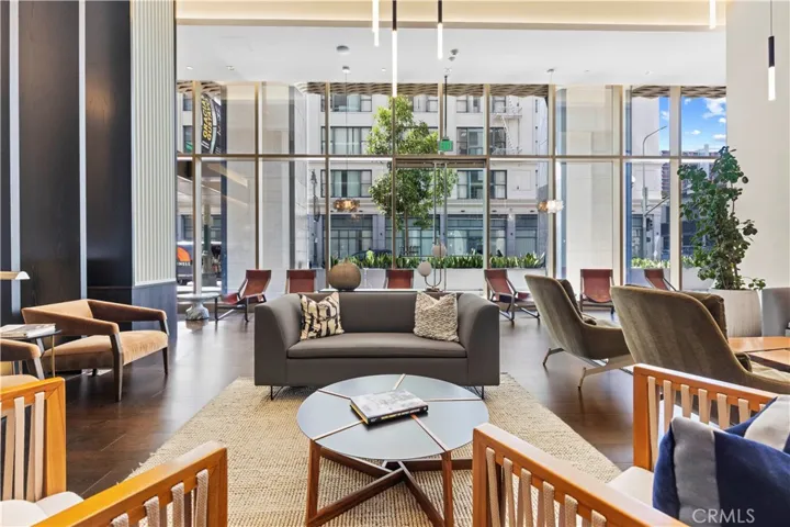Exclusive Resident Lounge