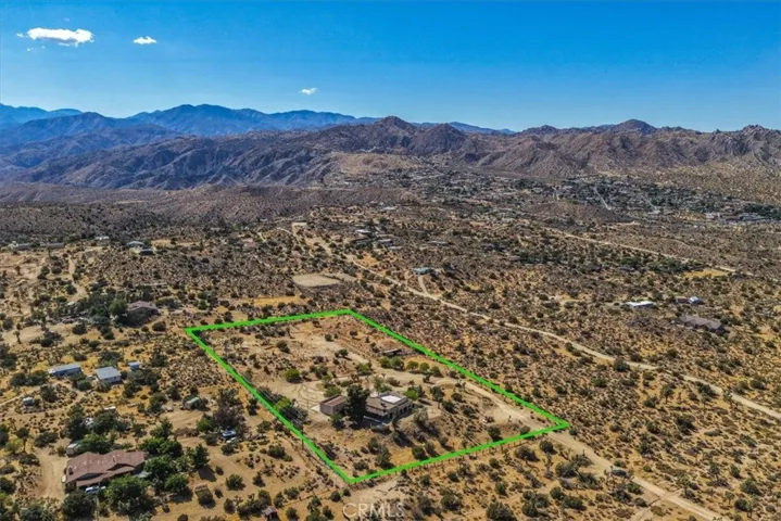 55183 Cooper Lane, Yucca Valley, California 92284