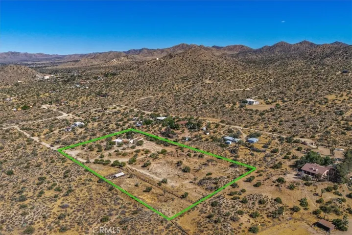 55183 Cooper Lane, Yucca Valley, California 92284