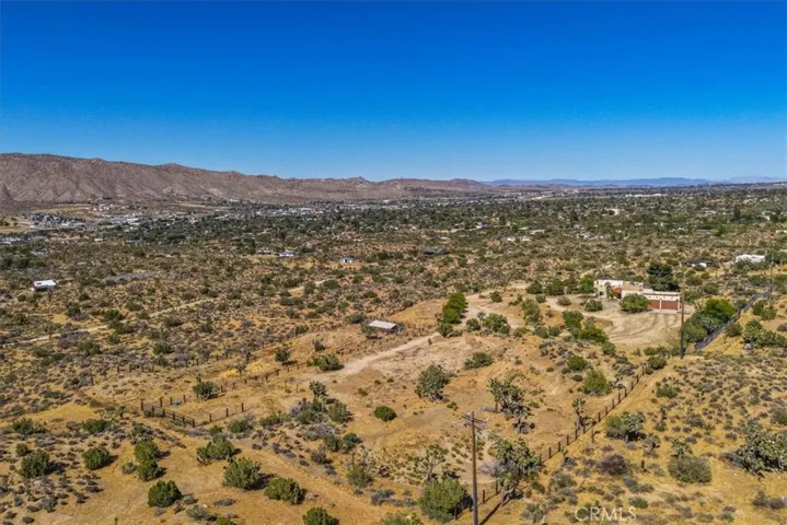 55183 Cooper Lane, Yucca Valley, California 92284