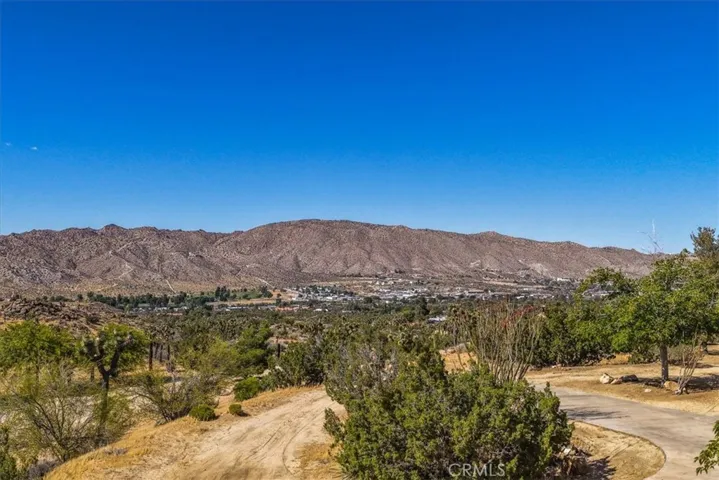 55183 Cooper Lane, Yucca Valley, California 92284