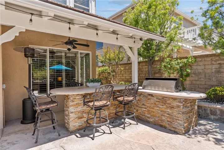 23258 Savory, Valencia, California 91354