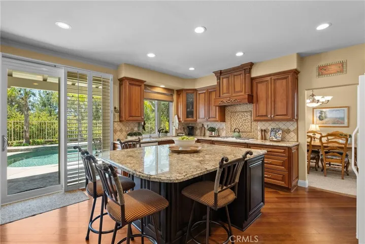 23258 Savory, Valencia, California 91354