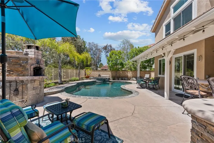 23258 Savory, Valencia, California 91354