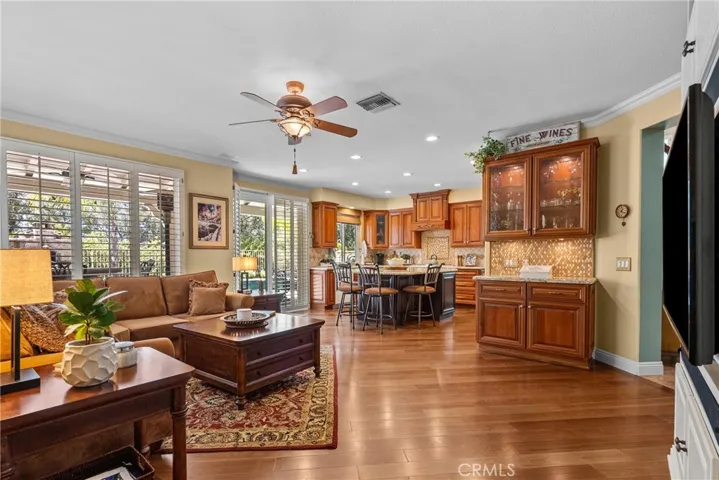 23258 Savory, Valencia, California 91354