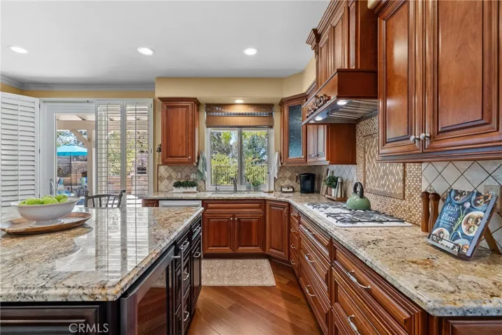 23258 Savory, Valencia, California 91354