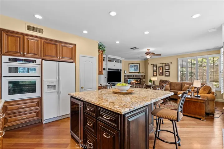 23258 Savory, Valencia, California 91354