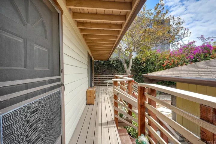 1974 Manchester Avenue, Cardiff By The Sea, California 92007