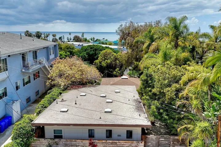 1974 Manchester Avenue, Cardiff By The Sea, California 92007