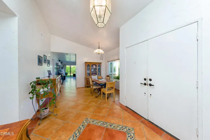 Entry way