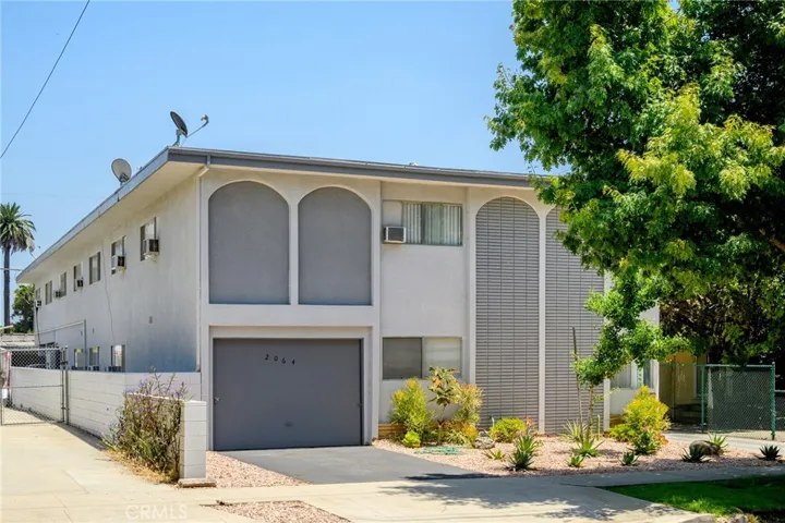 2064 Meridian, South Pasadena, California 91030