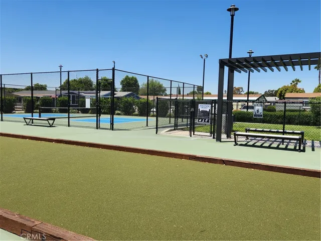 Bocce ball / Pickle ball courts