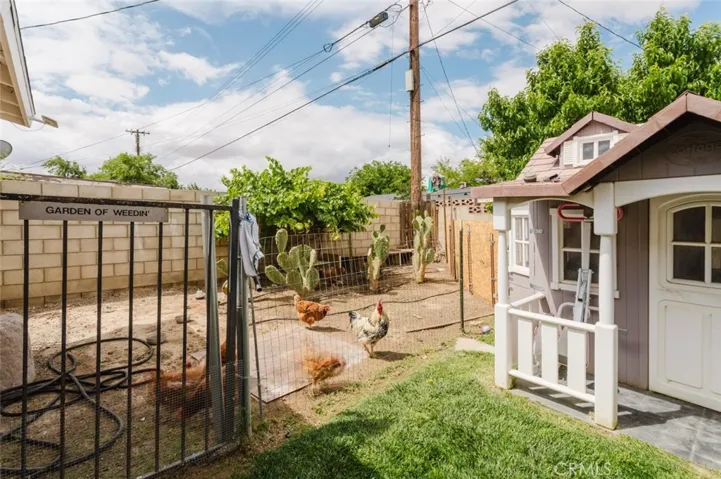 45437 Andale Avenue, Lancaster, California 93535