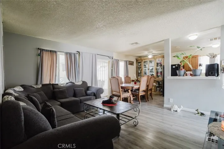 45437 Andale Avenue, Lancaster, California 93535