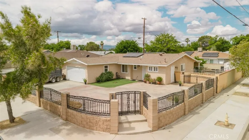 45437 Andale Avenue, Lancaster, California 93535