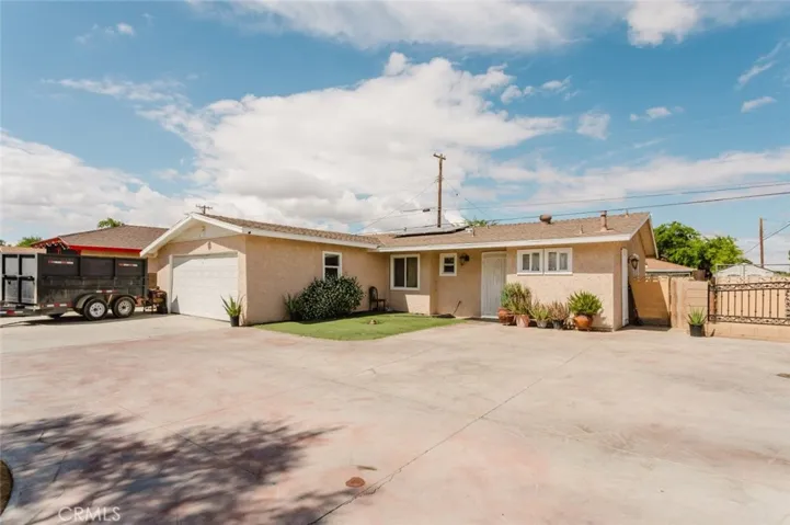 45437 Andale Avenue, Lancaster, California 93535